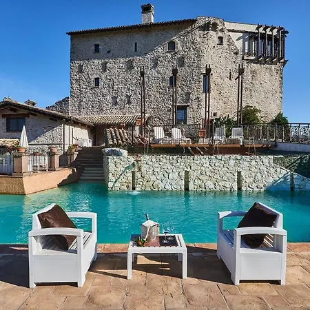 Castrum A Spoleto, Umbria Çiftlik konaklama *