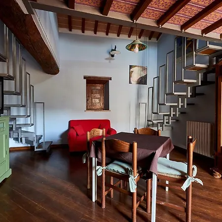 Castrum A Spoleto, Umbria Farm stay Strettura