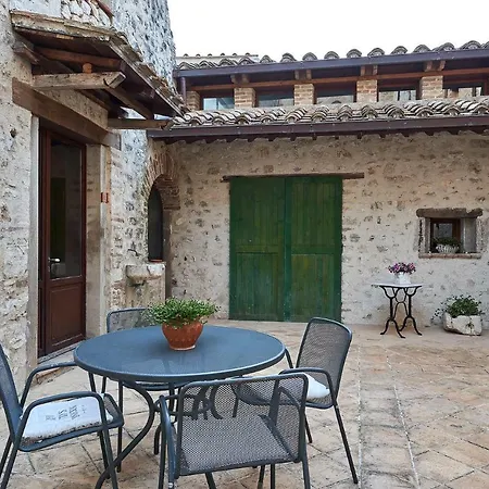 Castrum A Spoleto, Umbria Farm stay *