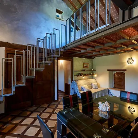 Castrum A Spoleto, Umbria Farm stay Strettura