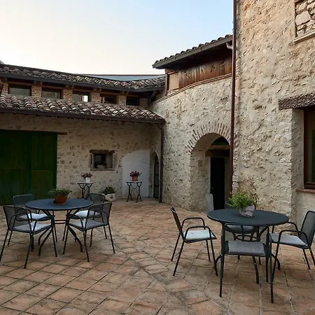 Castrum A Spoleto, Umbria Farm stay Strettura
